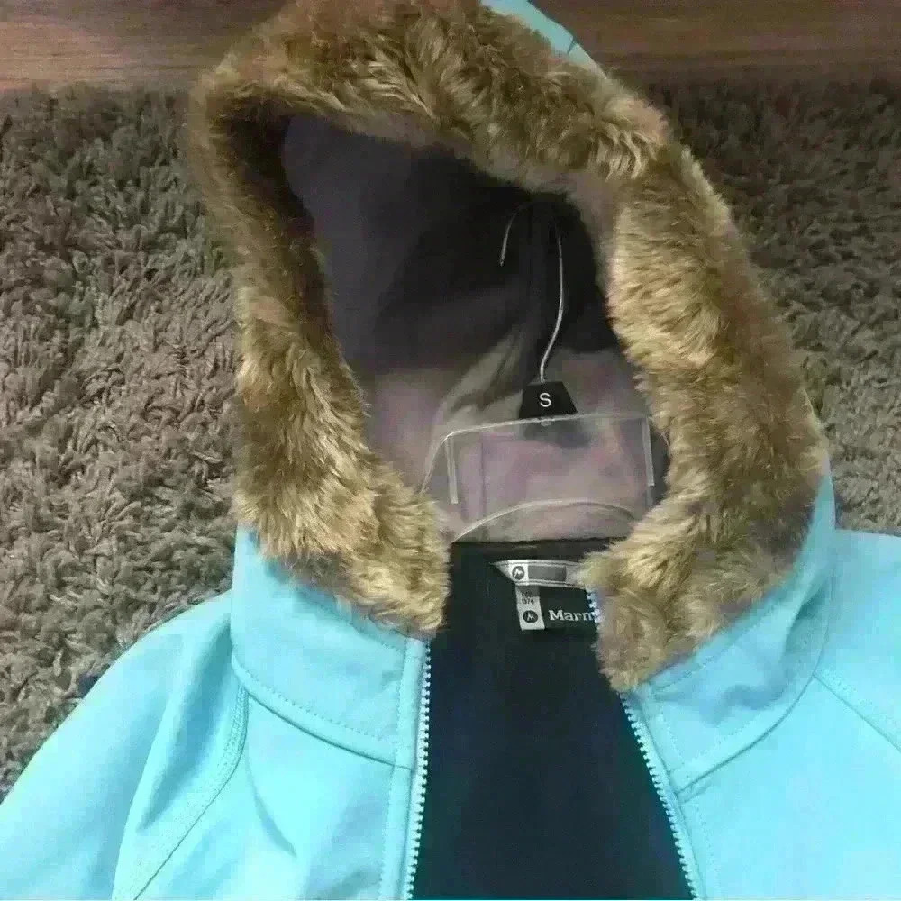 Marmot Womens Blue S/P Jacket - Faux Fur Lined Great Shape Winter Coat - Picture 4 of 6